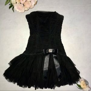LAURA PETITES SIZE S BLACK DRESS